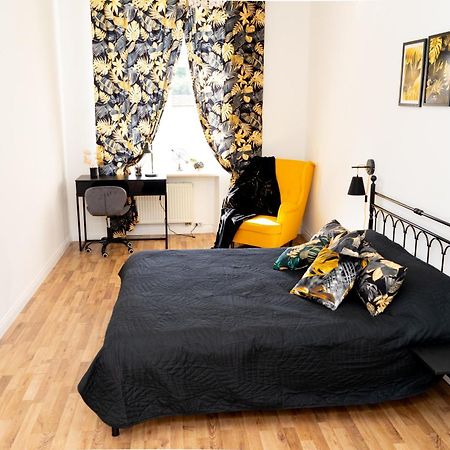 Charming Apartments In The Heart Of Lviv - Valova, Nasypna Str エクステリア 写真