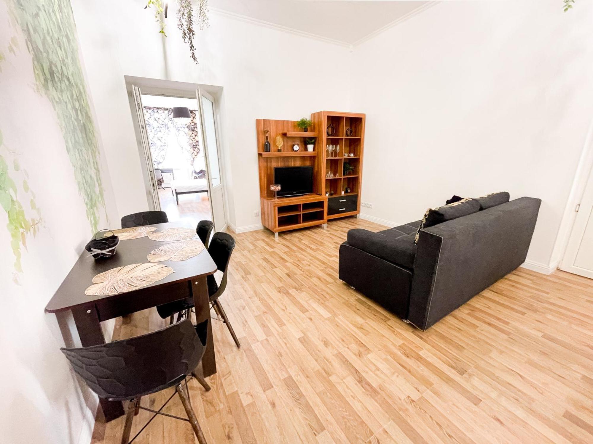 Charming Apartments In The Heart Of Lviv - Valova, Nasypna Str エクステリア 写真