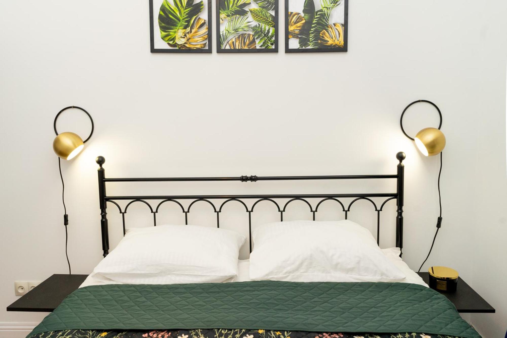 Charming Apartments In The Heart Of Lviv - Valova, Nasypna Str エクステリア 写真