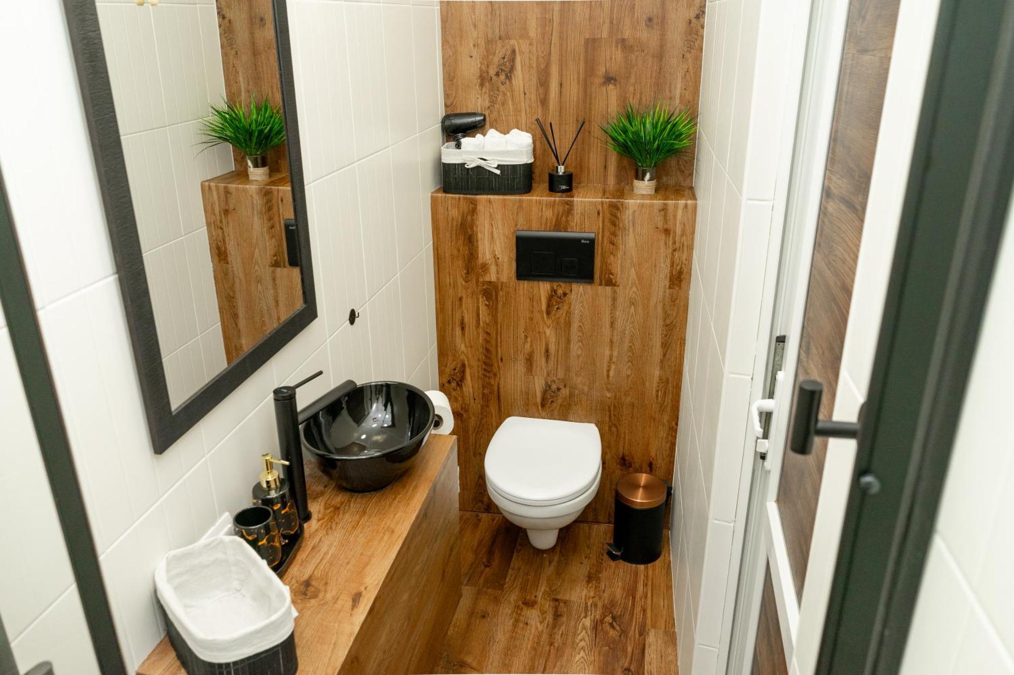 Charming Apartments In The Heart Of Lviv - Valova, Nasypna Str エクステリア 写真