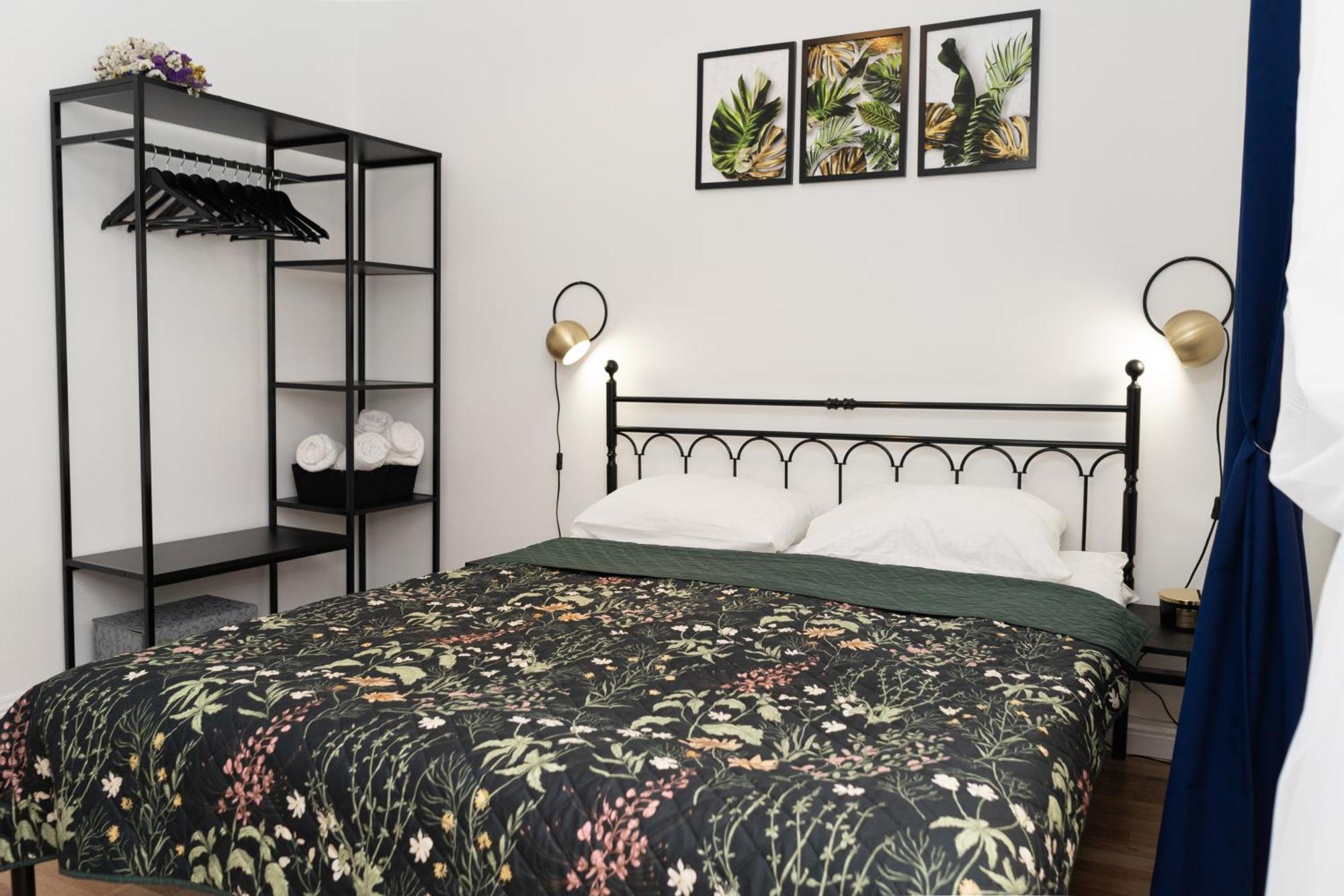 Charming Apartments In The Heart Of Lviv - Valova, Nasypna Str エクステリア 写真