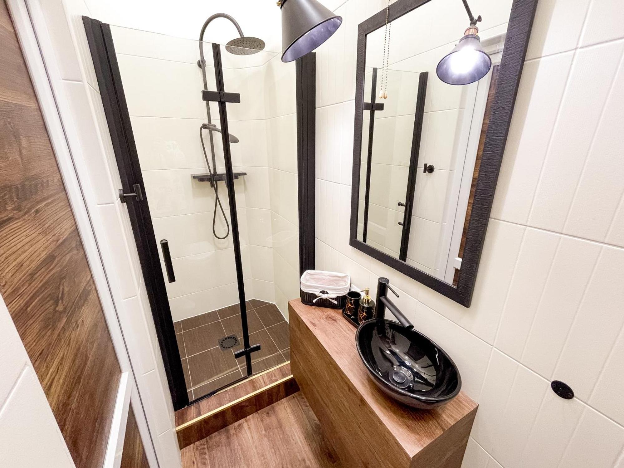 Charming Apartments In The Heart Of Lviv - Valova, Nasypna Str エクステリア 写真